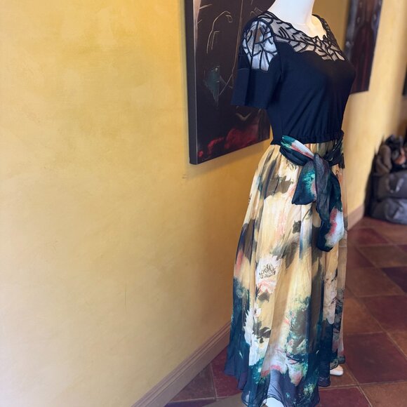 Queen Mulock Maxi Dress Party Wedding Guest – NWOT – Size Small - Picture 3 of 16